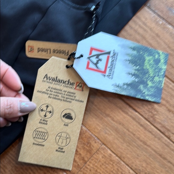 Avalanche new with tags fleece lined Black Leggings size xs - Picture 2 of 3